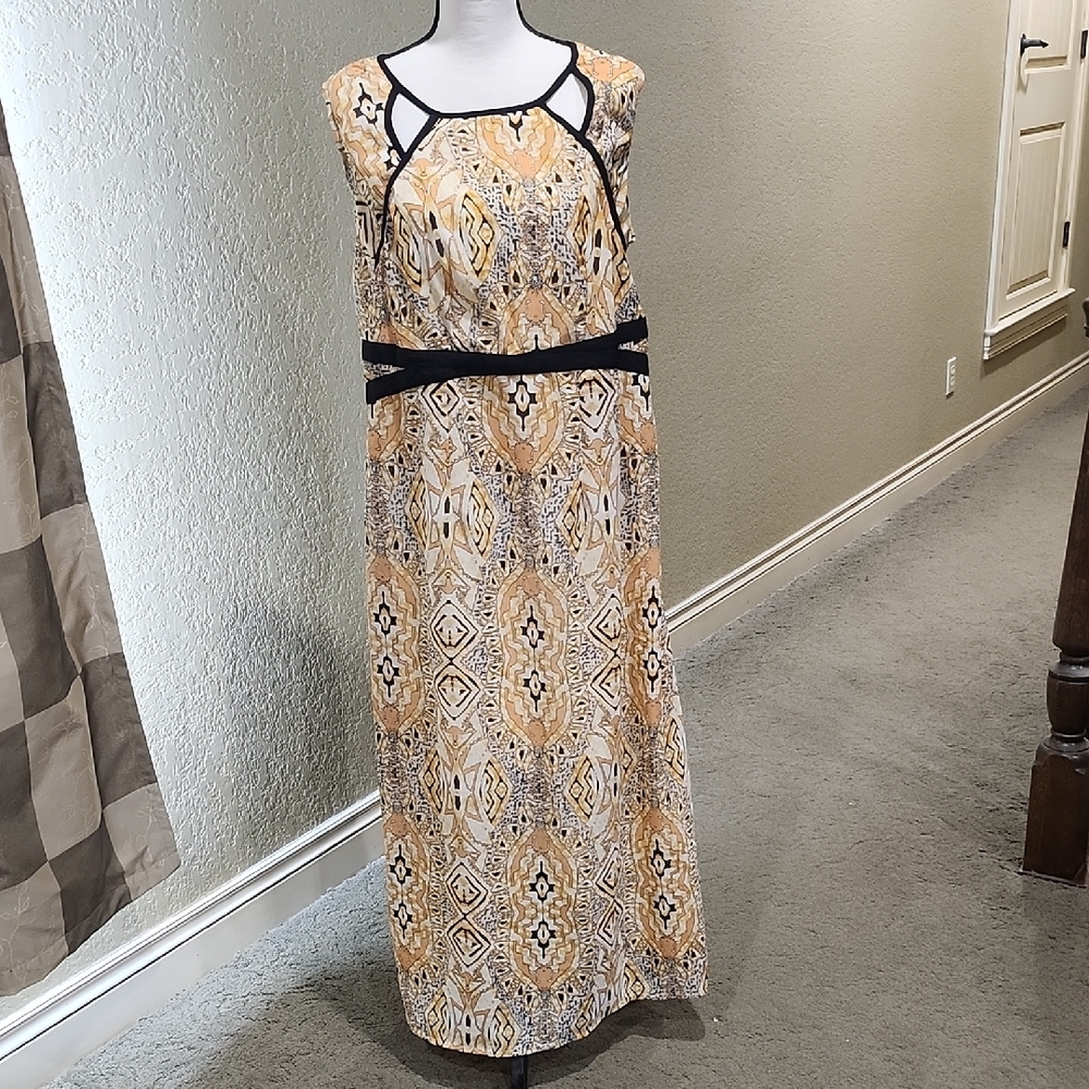 Cassee's Black and White Dress